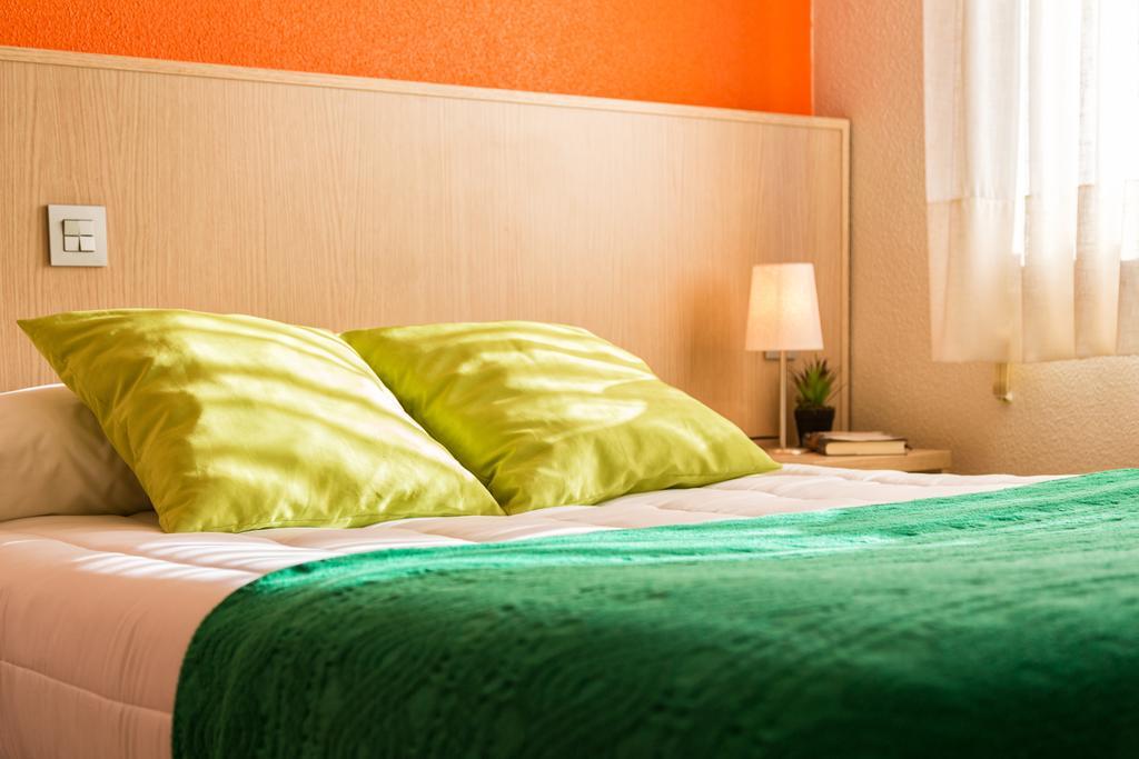 Ok Hotel La Basilica Вента-де-Баньос Экстерьер фото