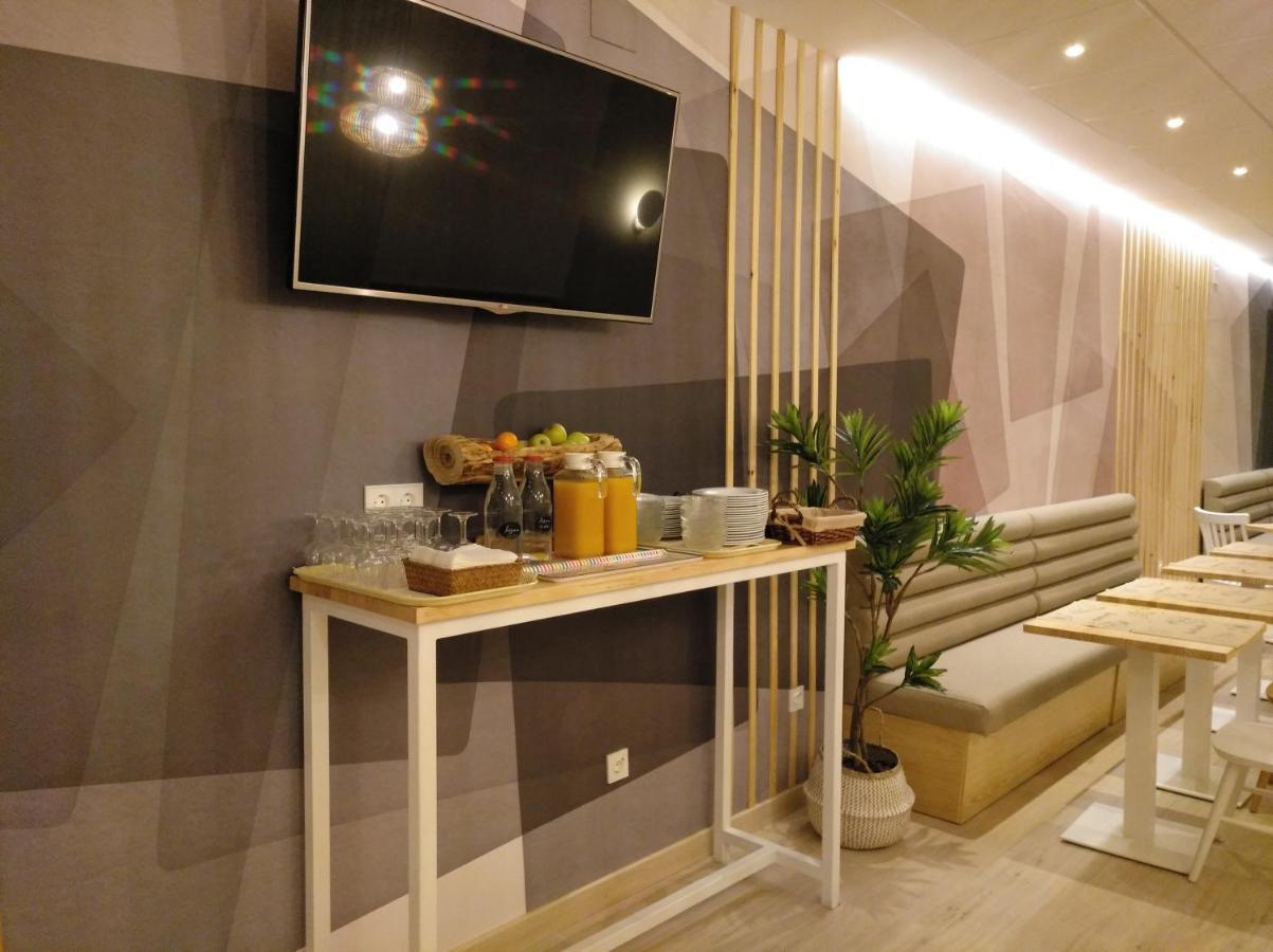 Ok Hotel La Basilica Вента-де-Баньос Экстерьер фото